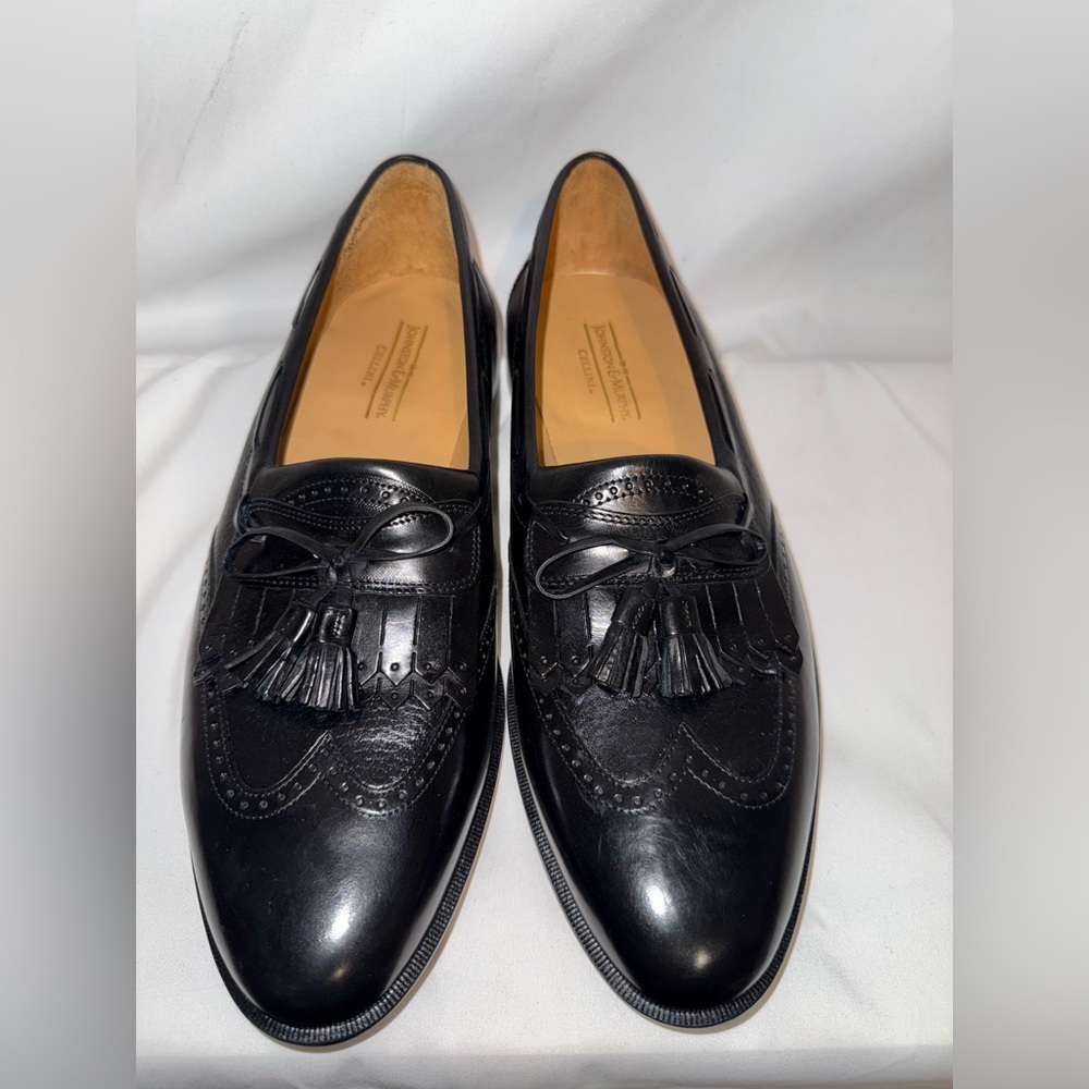 Johnston & Murphy Black Genuine Deerskin Tassel Loafers